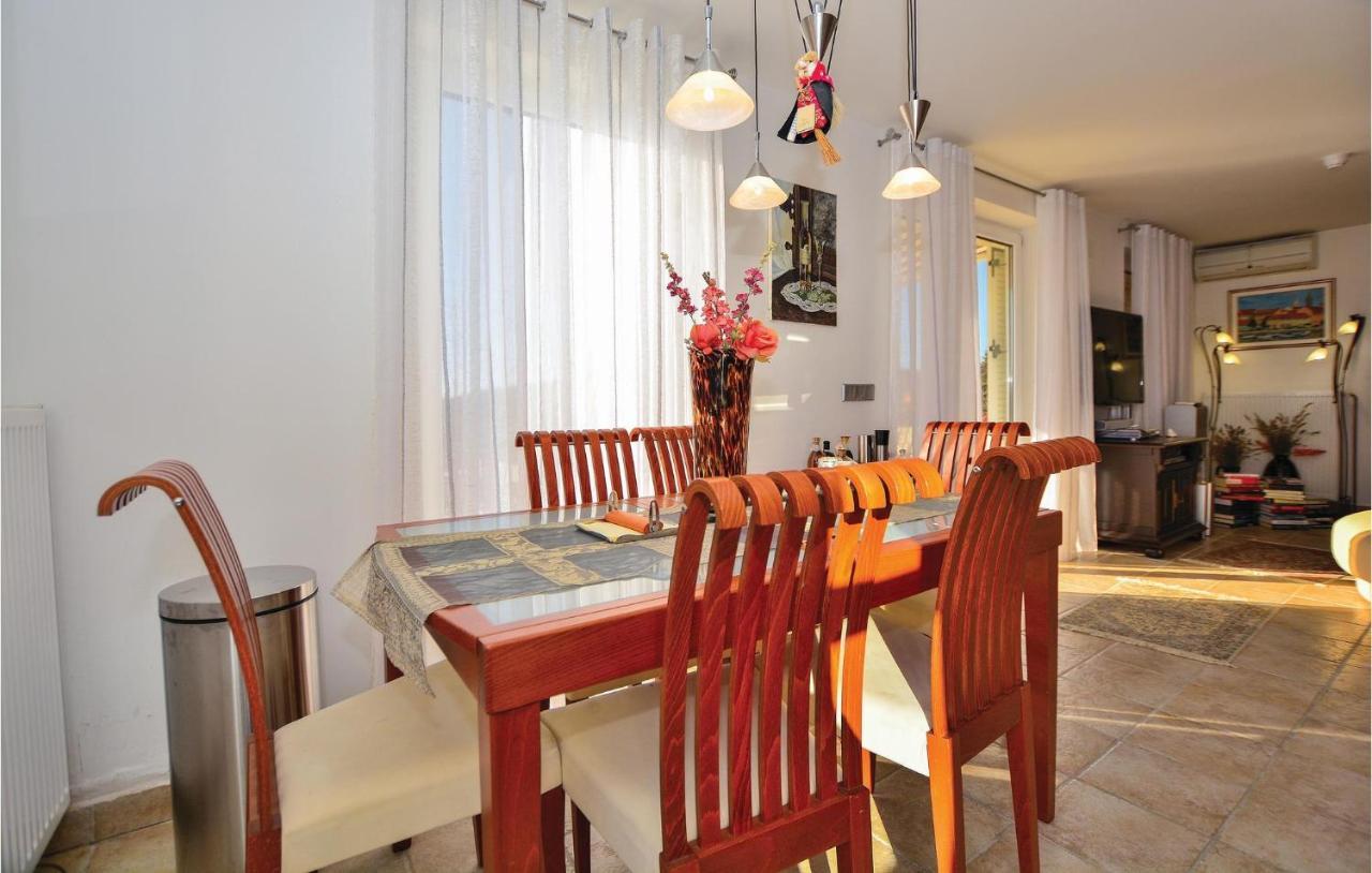 Lovely Home In Izola With Kitchen Malija 외부 사진